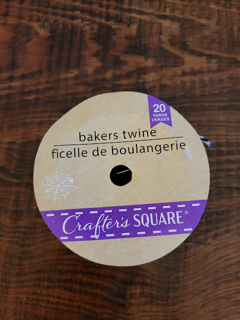 Ghost garland. Share NOW. #ghosts, #Halloween, #garland, #dollartree, #craft